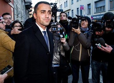 Sulle banche Luigi Di Maio gareggia con le scimmie