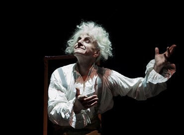 Il genio di Mozart nel monologo all’India