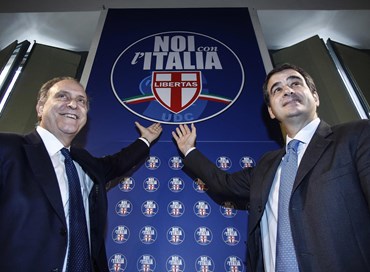 La “quarta gamba” ingessata
